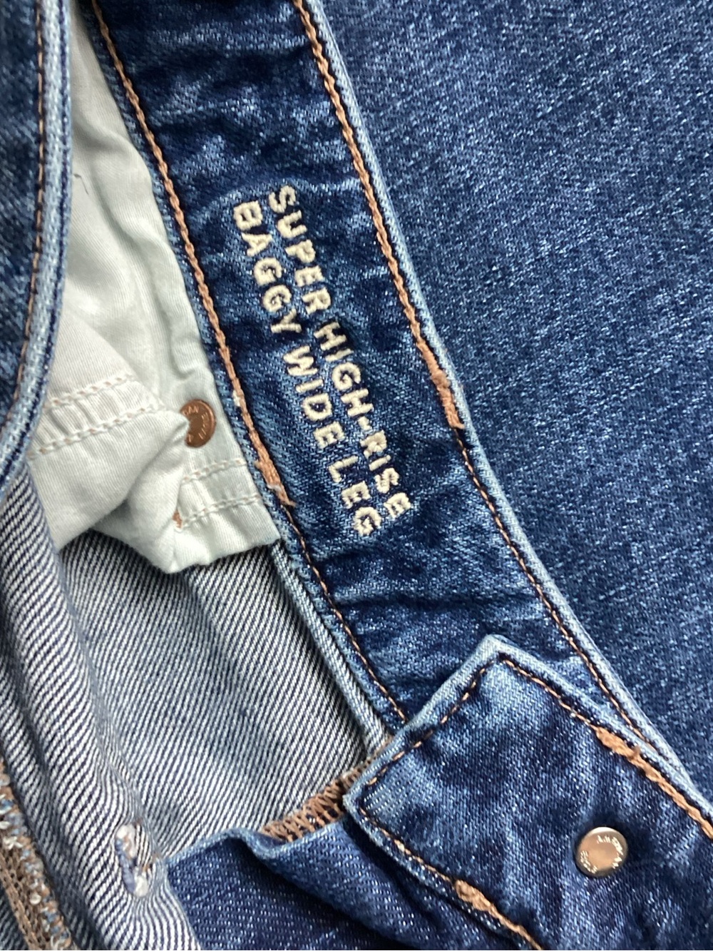 American Eagle Outfitters Wide-Leg Jeans - Picture 5 of 7